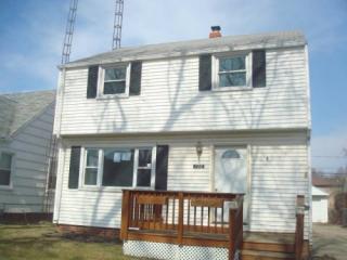 720 Gramercy Ave, Toledo OH  43612-2418 exterior