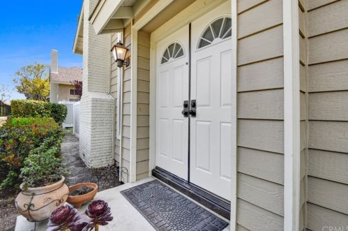 26235 Morning Gln, El Toro, CA 92630-7259