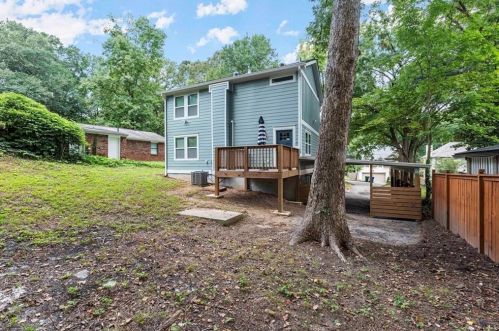 2696 George St, Atlanta GA  30318-1123 exterior