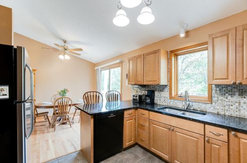 1980 Heath Ave, Saint Paul MN  55128-5206 exterior