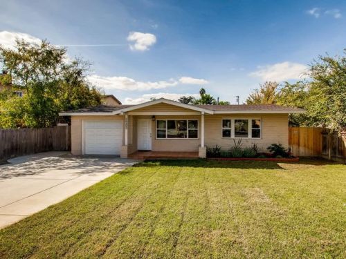 1727 Maple St, Escondido, CA 92025-6105