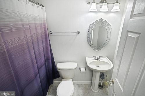 105 Beck Ml Rd, Hanover PA 17331-9758 exterior