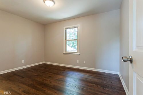 810 Mabry Rd, Atlanta GA  30328-2662 exterior