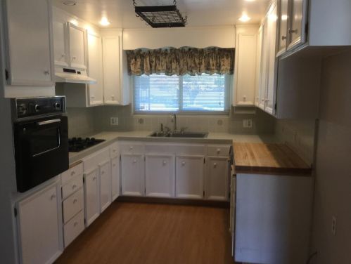 1235 Armstrong Dr, Manteca, CA 95336-4114