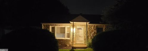 319 Dahlia Rd, Lancaster, PA 17602-4003