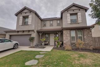 2743 Arroyo Ave, Fresno, CA 93727-1446