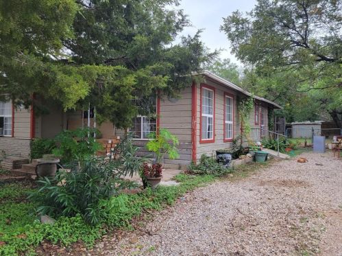 2919 Purington Ave, Fort Worth, TX 76103-2822