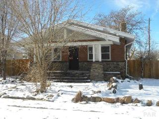 1103 Carteret Ave, Pueblo, CO 81004-2837