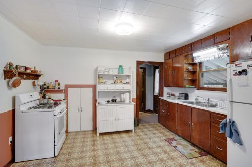 285 Chelsea St, Saint Paul MN  55115-2080 exterior