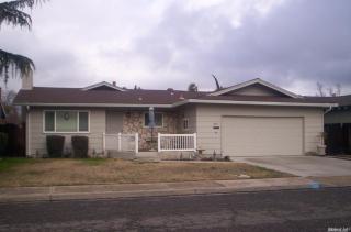 281 Wabash Dr, Turlock, CA 95382-1726