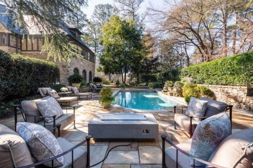 3015 Andrews Dr, Atlanta GA  30305-2001 exterior