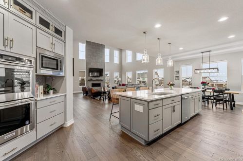 27760 Lakeview Dr, Aurora CO  80016 exterior