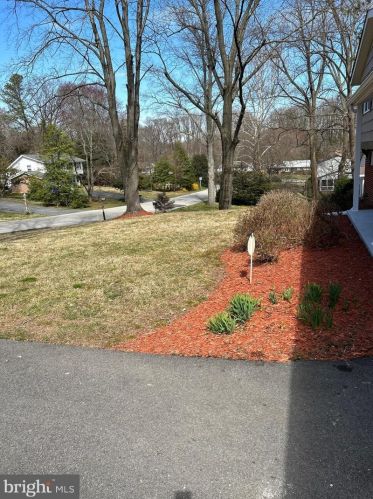 9909 Dellwood Ave, Columbia MD  21046-1024 exterior