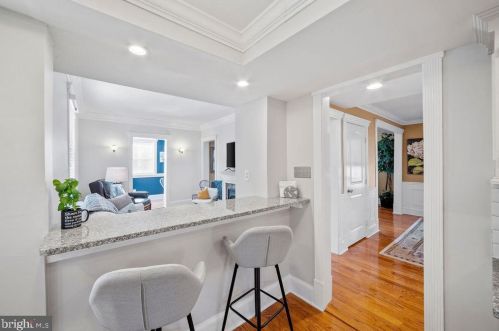 105 Ellis St, Tavistock NJ 08033-1826 exterior