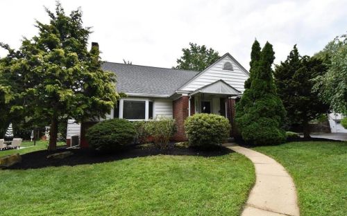 3056 Livingston St, Allentown, PA 18104-3550