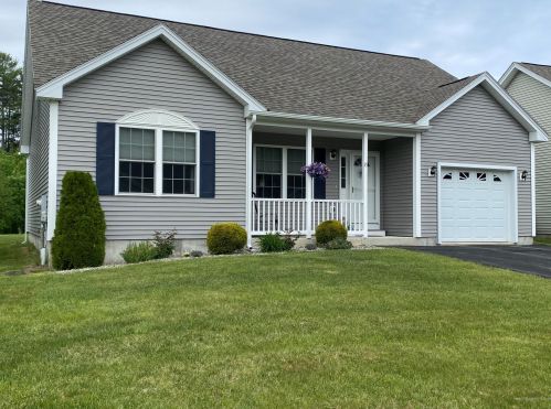 15 Poland Pl, Poland ME  04274-7339 exterior