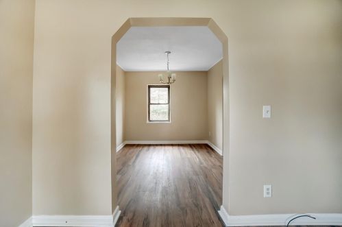 2033 Dallas Ave, Cincinnati OH  45239-4752 exterior