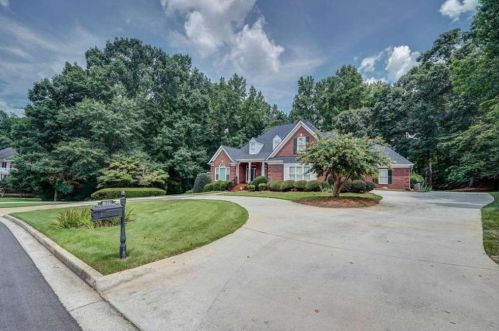 1900 Lancaster Dr, Conyers, GA 30013-6442