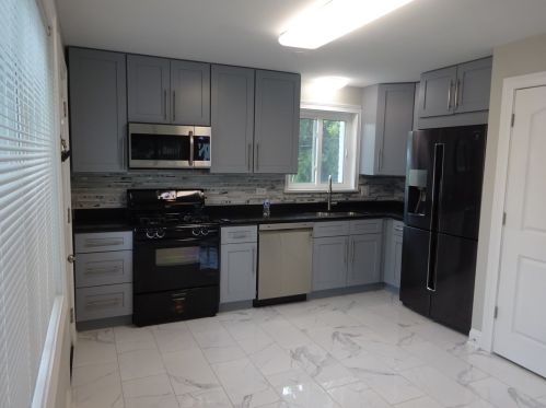 103 Rozanne Dr, Addison IL  60101-2626 exterior