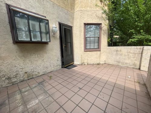 824 Boston Cmn, Atlanta GA  30349-6248 exterior
