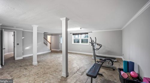 13 Rosalind Dr, Trenton NJ  08648-3245 exterior