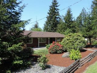 14403 Case Rd, Gate, WA 98579-9417