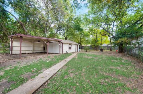 3920 4th St, Fort Worth TX  76107-2016 exterior