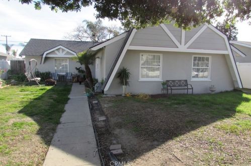 8272 Indianapolis Ave, Huntington Beach, CA 92646-5044