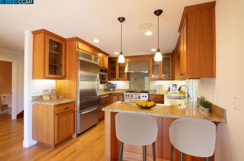 1042 Arlington St, Pacheco, CA 94553-2351