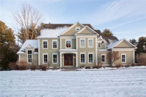 5 Taskers Pond Rd, Farmington, CT 06032-1232