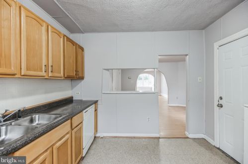 5804 20 St, Philadelphia PA 19138-2902 exterior