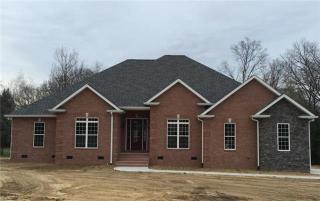 109 Parkway Pl, Tullahoma, TN 37388-5341