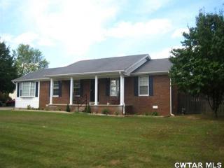 63 Greenbriar Ave, Lexington, TN 38351-1343