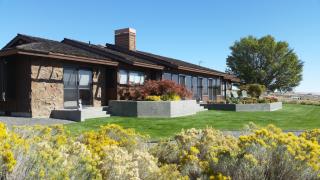 30 Lupine Dr, Yakima, WA 98901-1600