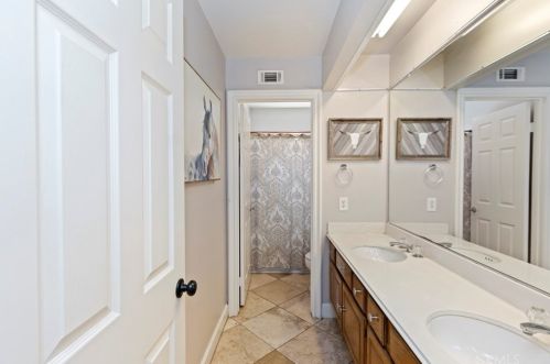 17368 Owl Tree Rd, Riverside CA  92504-9529 exterior