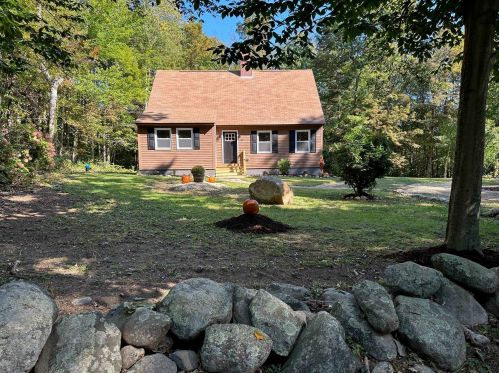 53 Stevens Hill Rd, Nottingham, NH
