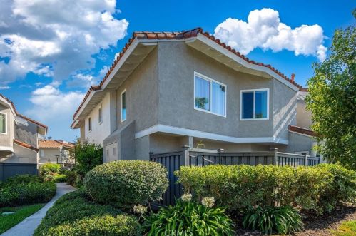 431 Tangelo, Irvine CA  92618-4483 exterior