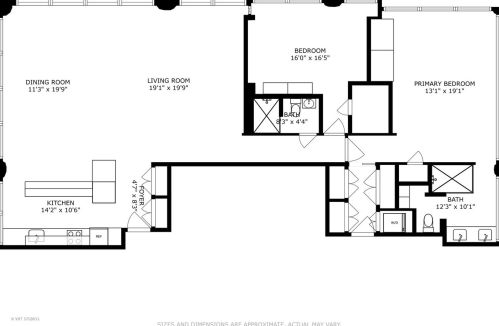 1300 Astor St, Chicago IL  60610-2139 exterior