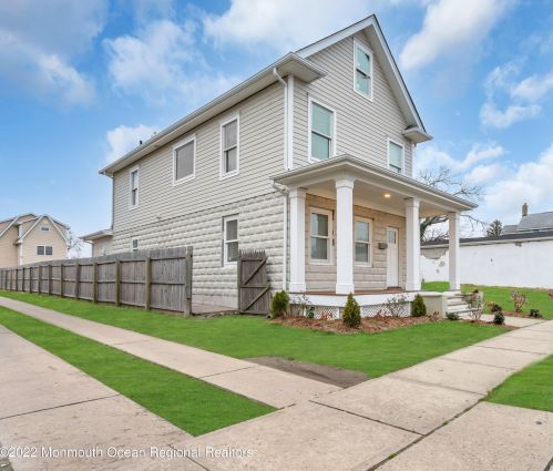 39 Borden Ave, Tinton Falls, NJ 07712-6712