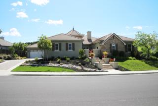 935 Mingoia St, Pleasanton, CA 94566-2265