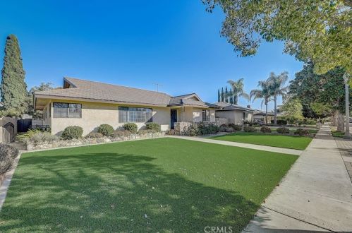 836 Clementine St, Anaheim CA  92805-1801 exterior