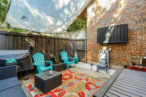 2503 Mallard Cv, Carrollton TX 75006-2233 exterior