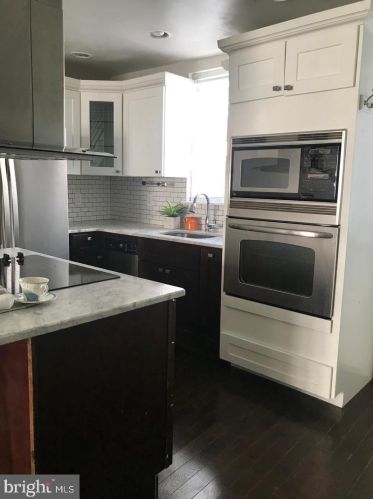 2008 Cleveland St, Philadelphia PA  19121-1502 exterior