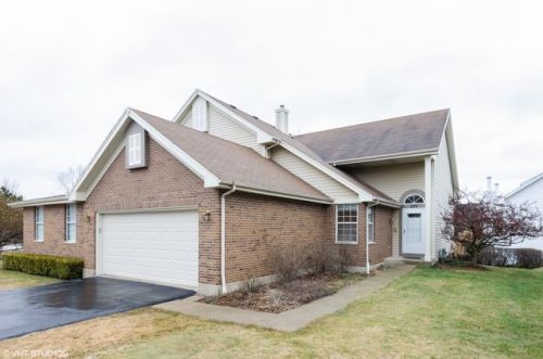 599 Edington Ln, Gurnee, IL 60031-3100