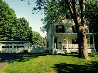 97 Morrill St, Laconia, NH 03246-2850