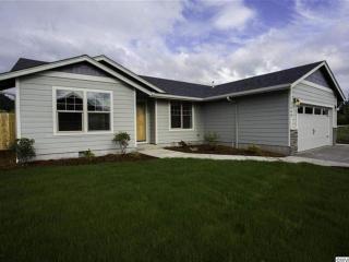 3465 Red Tail Dr, Lebanon OR  97355-1868 exterior
