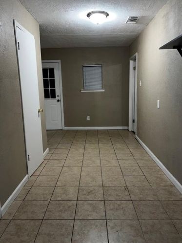 321 Holley St, Fort Worth TX  76140-3007 exterior