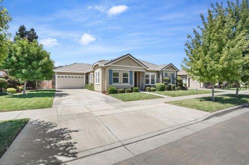 1075 Suffolk Way, Ripon, CA 95366-9491