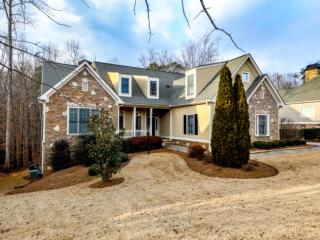 138 Rosebury Dr, Holly Springs, GA 30115-7556