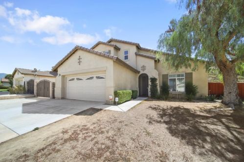 786 Agape Ave, San Jacinto, CA 92583-5410